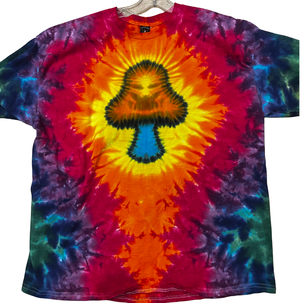 Mushroom Tie-Dye 2XL